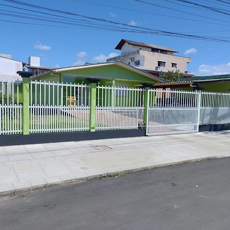 Casa Para Aluguel De Veraneio Em 토레스 외부 사진