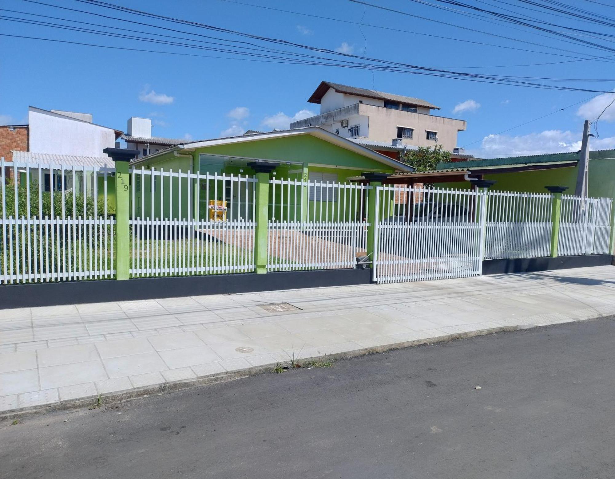 Casa Para Aluguel De Veraneio Em 토레스 외부 사진